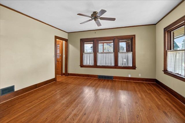 1110 Gilson Street, Madison, WI 53715