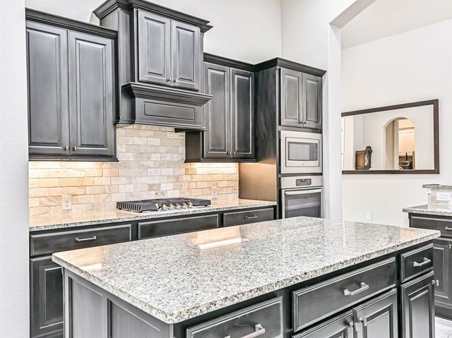 829 Sage Way Lane, Friendswood, TX 77546