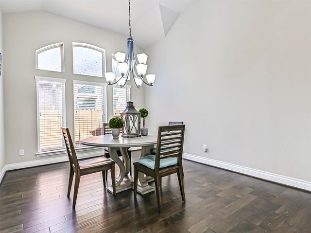829 Sage Way Lane, Friendswood, TX 77546