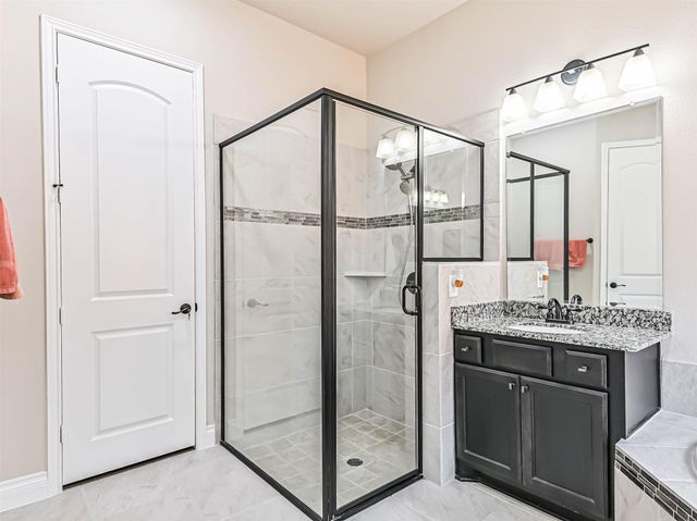 829 Sage Way Lane, Friendswood, TX 77546