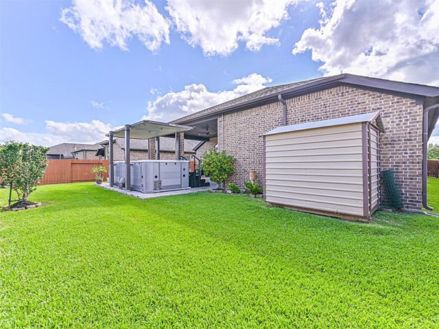 829 Sage Way Lane, Friendswood, TX 77546