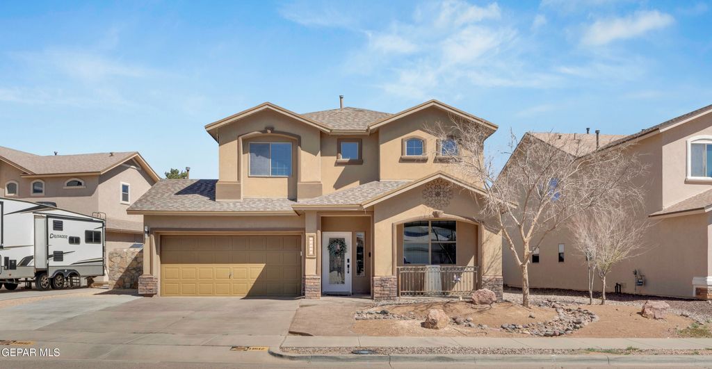 11512 ROBERT LENNOX Drive, El Paso, TX 79934
