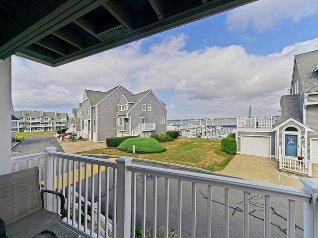 700 Shore Drive 1205, Fall River, MA 02721