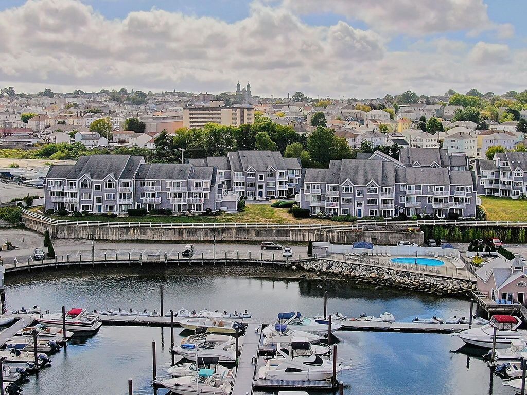 700 Shore Drive 1205, Fall River, MA 02721