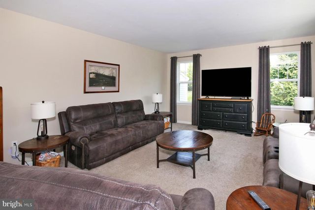 38 PALMER ST, Lebanon, PA 17042