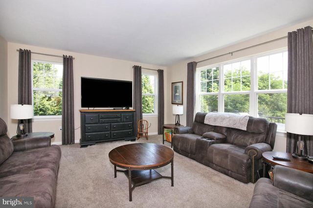 38 PALMER ST, Lebanon, PA 17042