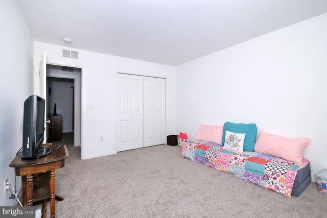 38 PALMER ST, Lebanon, PA 17042