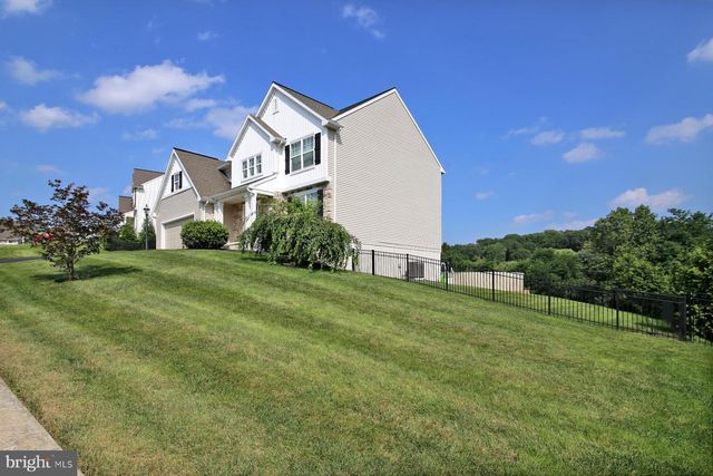 38 PALMER ST, Lebanon, PA 17042