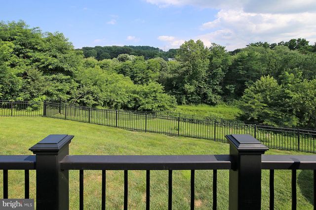 38 PALMER ST, Lebanon, PA 17042