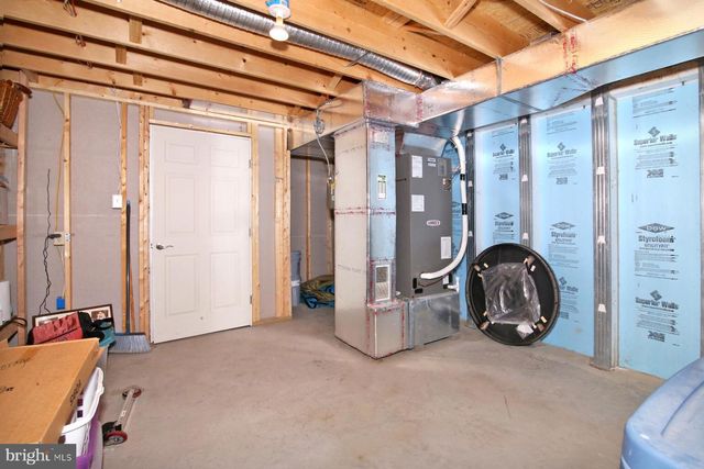 38 PALMER ST, Lebanon, PA 17042