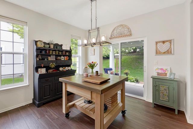 N52W35321 Lighthouse LANE, Oconomowoc, WI 53066