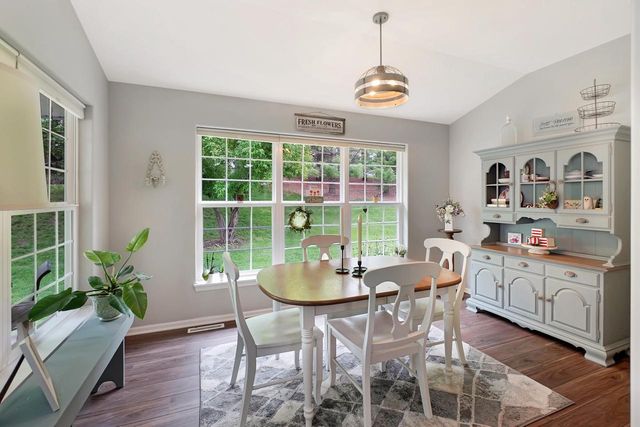 N52W35321 Lighthouse LANE, Oconomowoc, WI 53066
