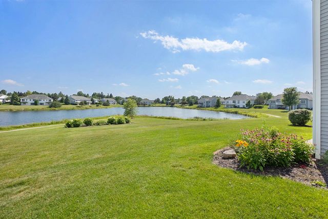 N52W35321 Lighthouse LANE, Oconomowoc, WI 53066