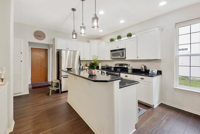 N52W35321 Lighthouse LANE, Oconomowoc, WI 53066
