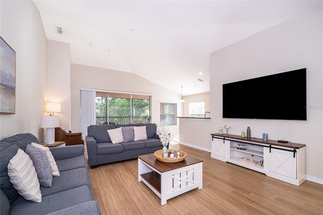 8301 BELLA VIDA CIRCLE 8301, Davenport, FL 33896
