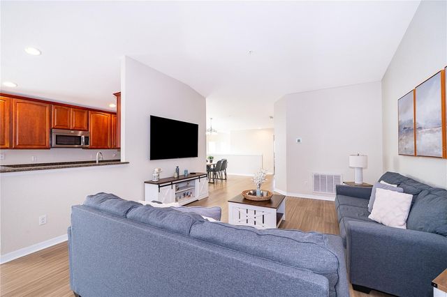 8301 BELLA VIDA CIRCLE 8301, Davenport, FL 33896