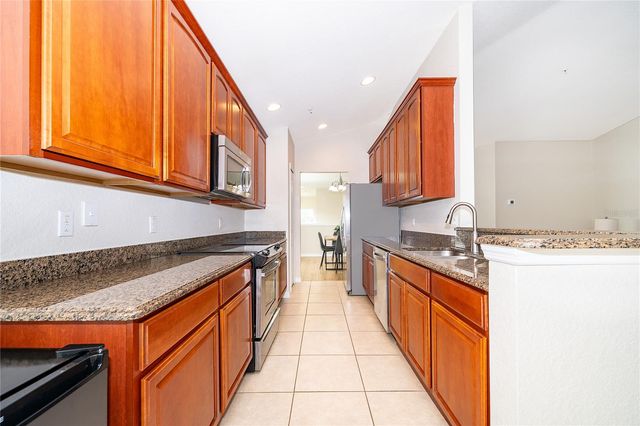 8301 BELLA VIDA CIRCLE 8301, Davenport, FL 33896