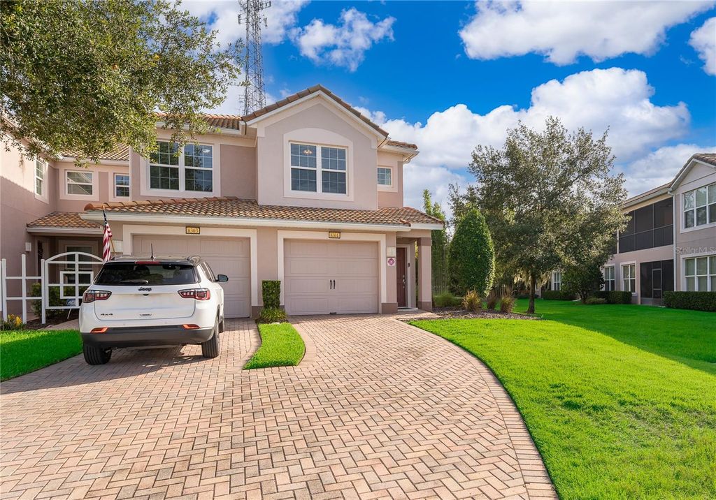 8301 BELLA VIDA CIRCLE 8301, Davenport, FL 33896