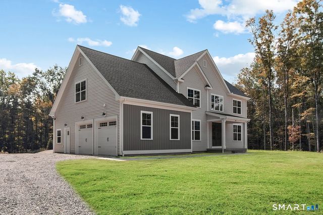 8 Twin Valley Road, East Lyme, CT 06333
