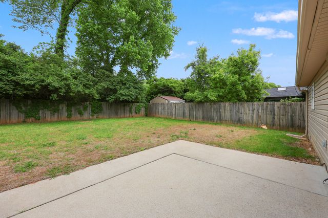 1409 Scarlett Way, Lexington, KY 40514