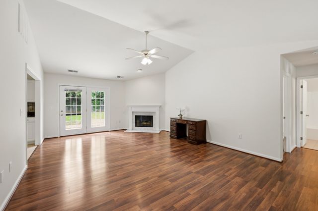 1409 Scarlett Way, Lexington, KY 40514
