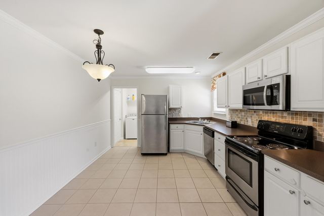 1409 Scarlett Way, Lexington, KY 40514