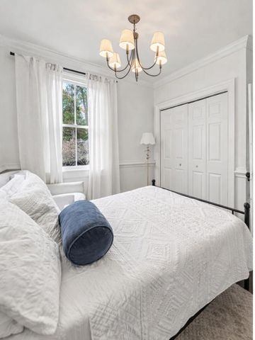 216 W Carolina Avenue, Summerville, SC 29483