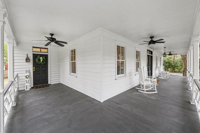 216 W Carolina Avenue, Summerville, SC 29483
