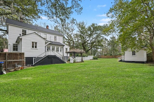 216 W Carolina Avenue, Summerville, SC 29483