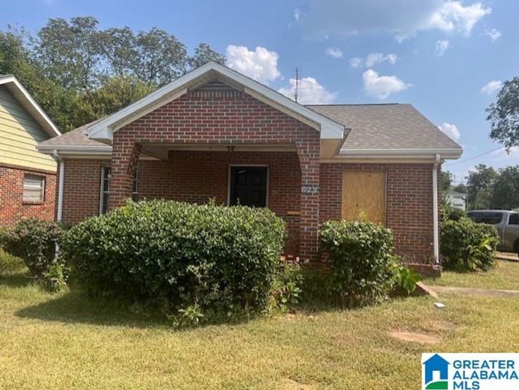 629 CENTER PLACE SW, Birmingham, AL 35211