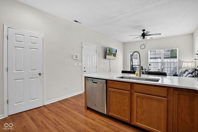 612 Rockport Place, Westfield, IN 46074