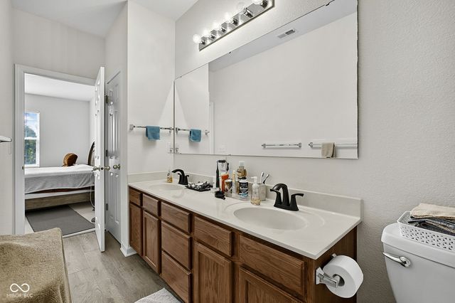 612 Rockport Place, Westfield, IN 46074