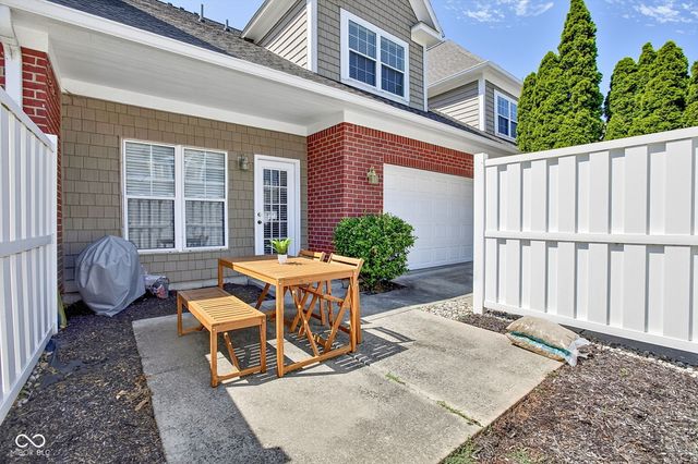 612 Rockport Place, Westfield, IN 46074