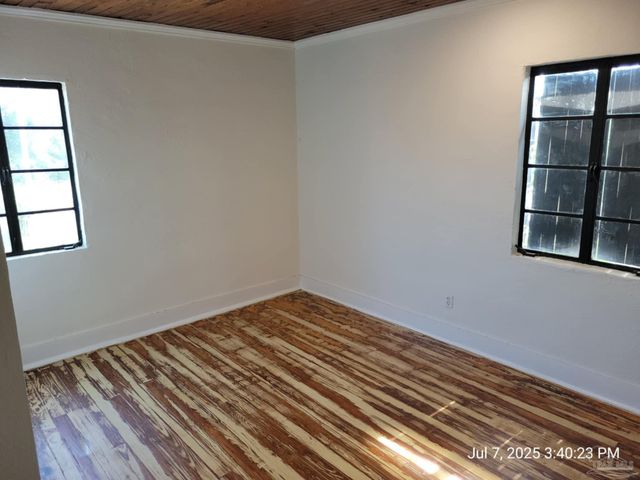 4117 Barrancas Ave Upstairs, Pensacola, FL 32507