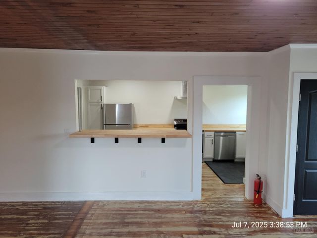 4117 Barrancas Ave Upstairs, Pensacola, FL 32507