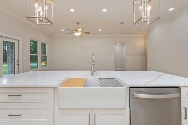 6014 Paige Lane, Crestview, FL 32536