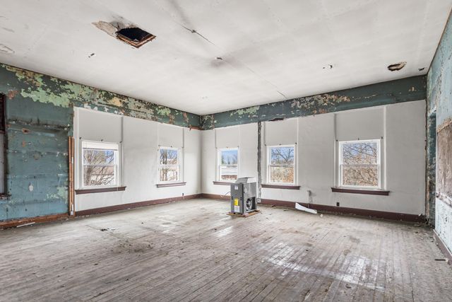 85 N Main Street, Walton, KY 41094