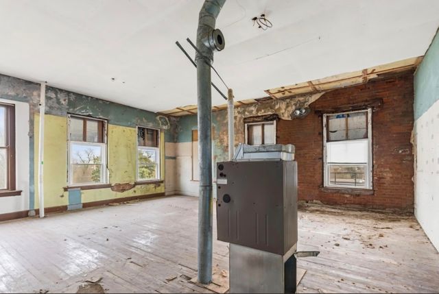 85 N Main Street, Walton, KY 41094
