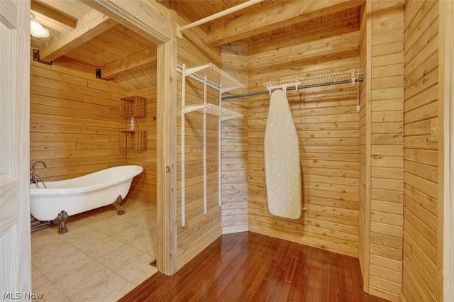 9684 Shepler Church Avenue, Bolivar, OH 44612