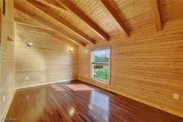 9684 Shepler Church Avenue, Bolivar, OH 44612