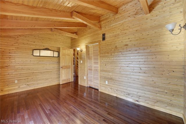 9684 Shepler Church Avenue, Bolivar, OH 44612