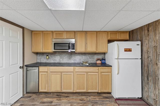 9684 Shepler Church Avenue, Bolivar, OH 44612