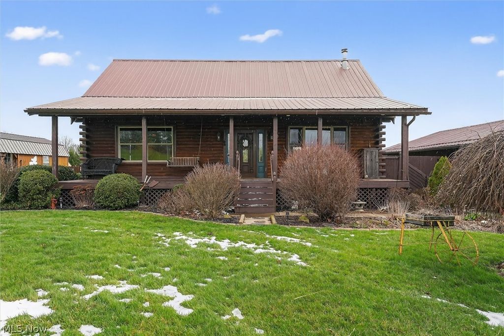 9684 Shepler Church Avenue, Bolivar, OH 44612