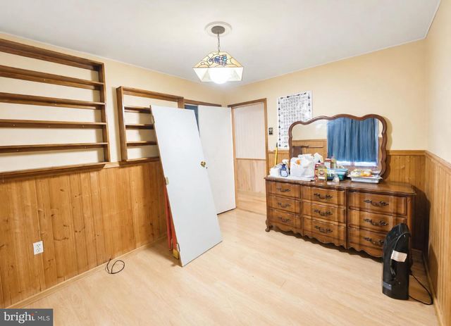 225 CEDAR HILL DR, Harpers Ferry, WV 25425