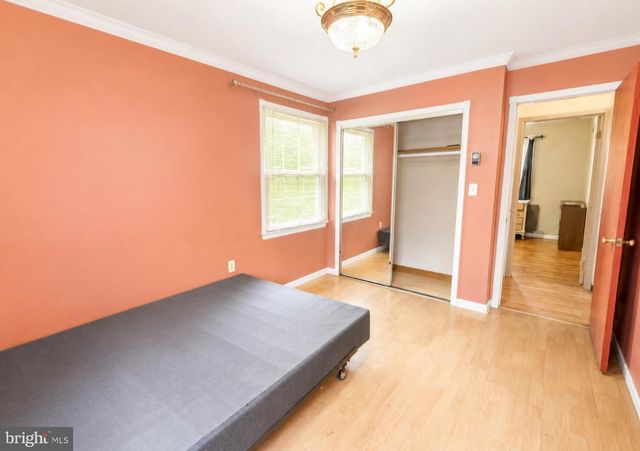 225 CEDAR HILL DR, Harpers Ferry, WV 25425
