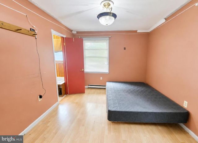 225 CEDAR HILL DR, Harpers Ferry, WV 25425