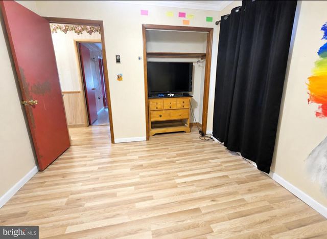 225 CEDAR HILL DR, Harpers Ferry, WV 25425