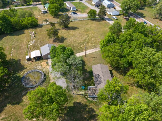 1657 Hwy 41A N, Shelbyville, TN 37160