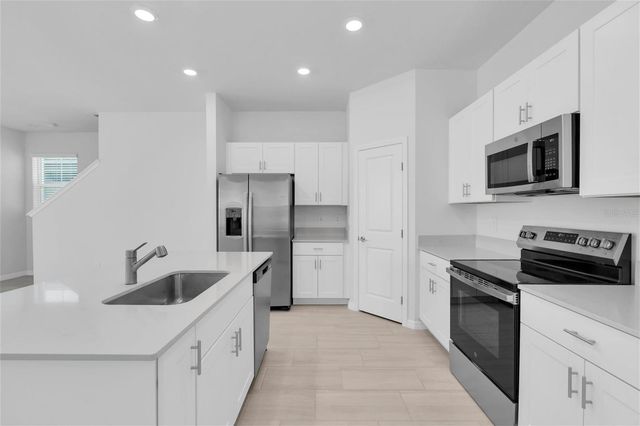 10881 MOLASSES WAY, New Port Richey, FL 34655