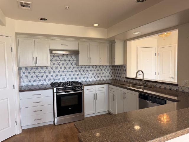 912 Campisi Way 402, Campbell, CA 95008